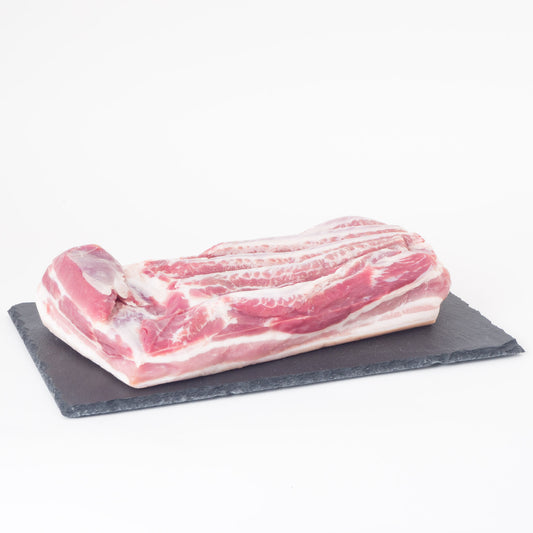 Bauch vom Duroc-Freilandschwein